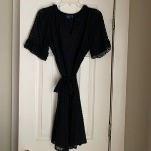 Kari Blue Size Medium Black Dress